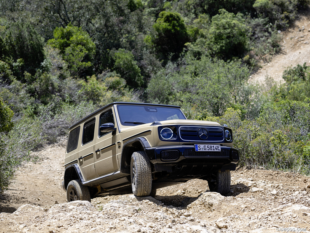 2025 Mercedes-Benz G 580 with EQ Technology (Color: MANUFAKTUR Desert Sand) - Off-Road