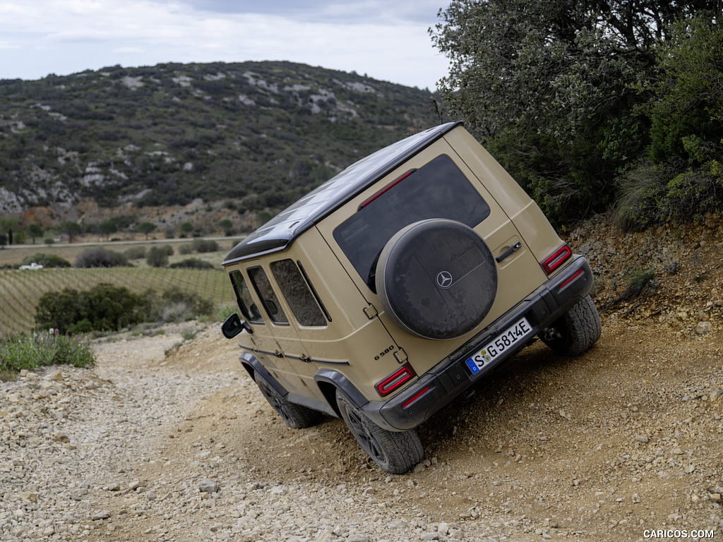 2025 Mercedes-Benz G 580 with EQ Technology (Color: MANUFAKTUR Desert Sand) - Off-Road