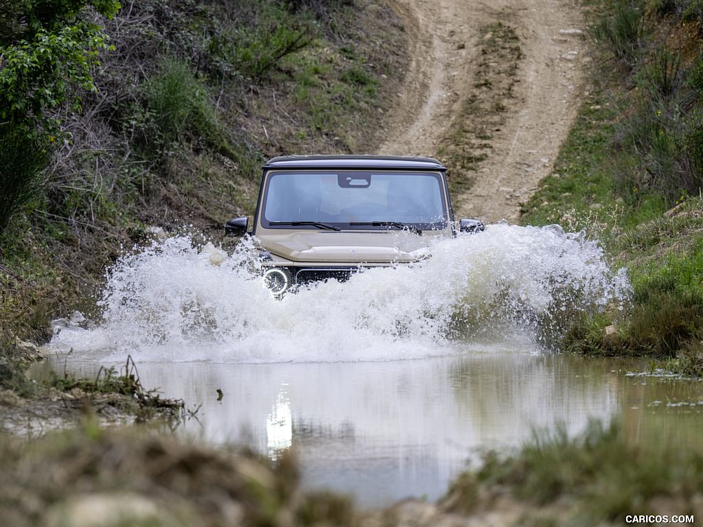 2025 Mercedes-Benz G 580 with EQ Technology (Color: MANUFAKTUR Desert Sand) - Off-Road