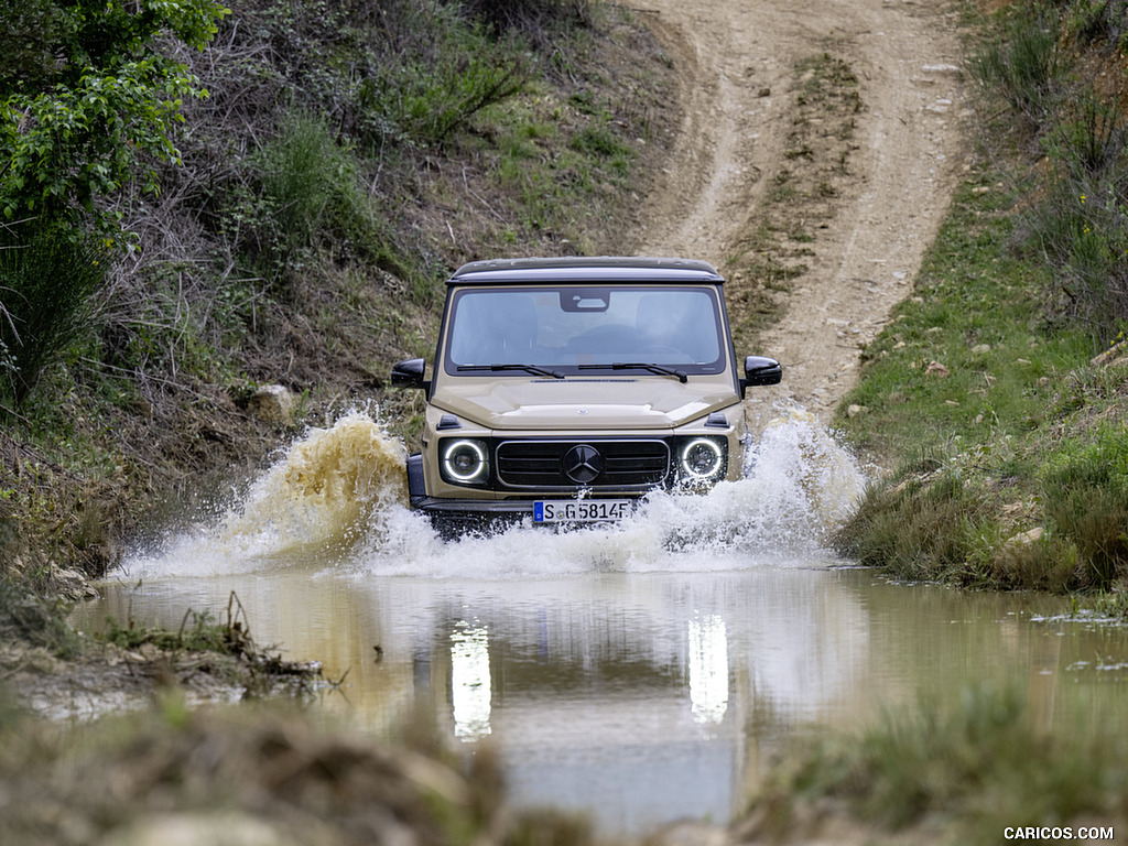 2025 Mercedes-Benz G 580 with EQ Technology (Color: MANUFAKTUR Desert Sand) - Off-Road