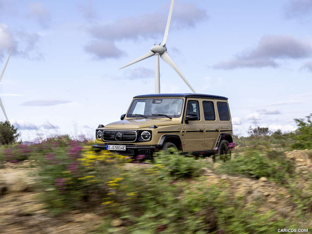 2025 Mercedes-Benz G 580 with EQ Technology (Color: MANUFAKTUR Desert Sand) - Off-Road