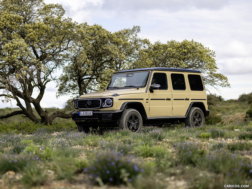 2025 Mercedes-Benz G 580 with EQ Technology (Color: MANUFAKTUR Desert Sand) - Off-Road