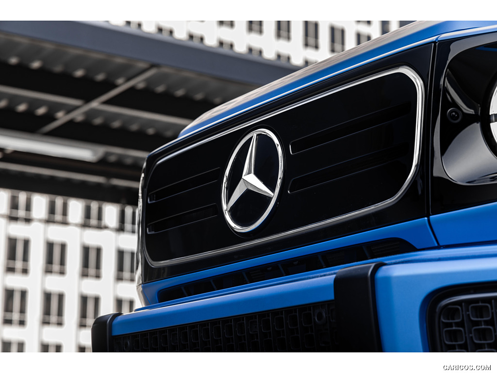 2025 Mercedes-Benz G 580 with EQ Technology - Grille