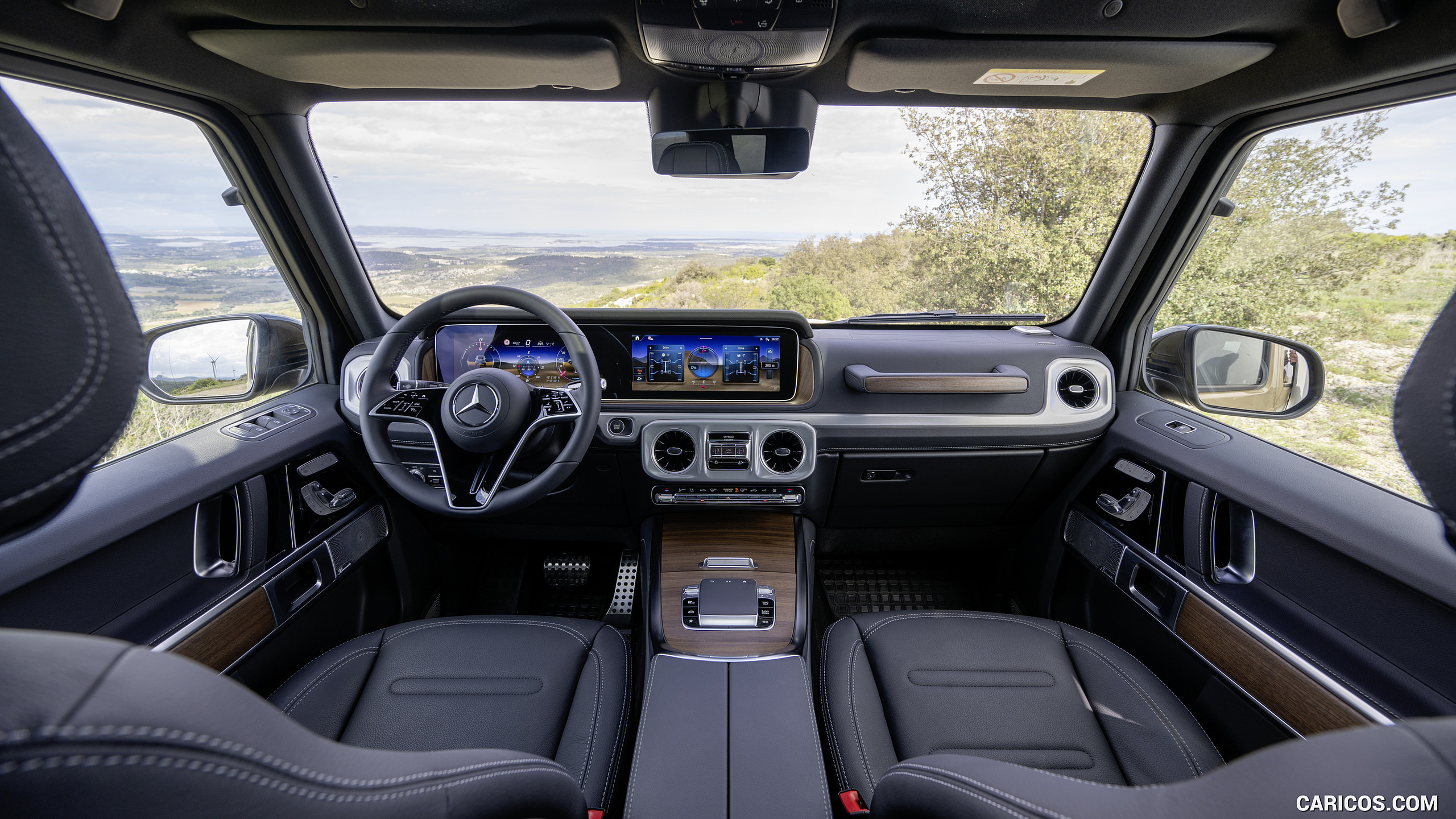 2025 Mercedes-Benz G 580 with EQ Technology - Interior, Cockpit, #211 of 227
