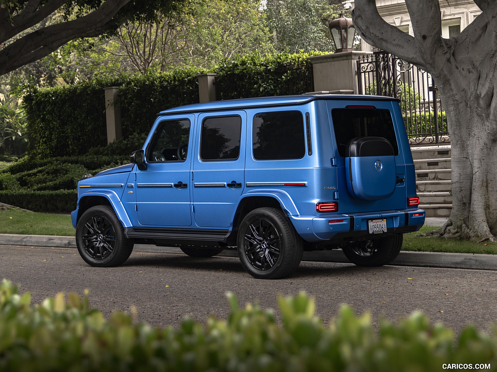 2025 Mercedes-Benz G 580 with EQ Technology - Rear Three-Quarter