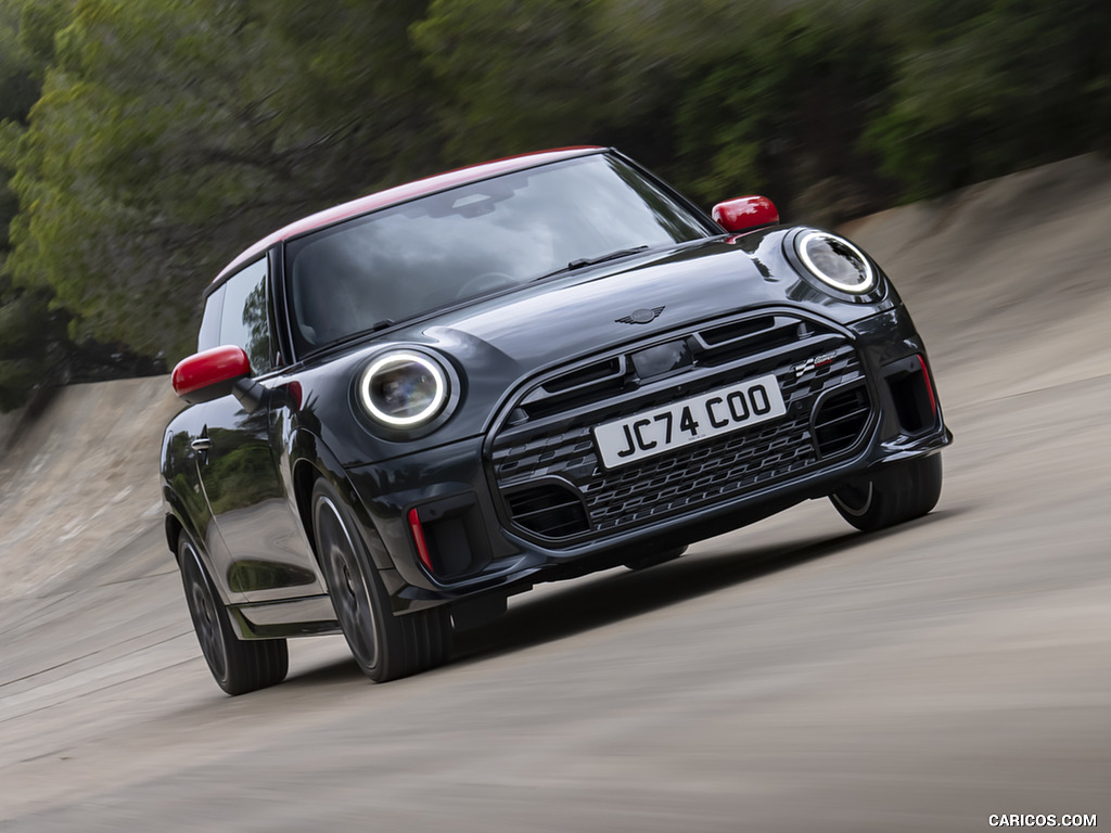 2025 Mini John Cooper Works - Front