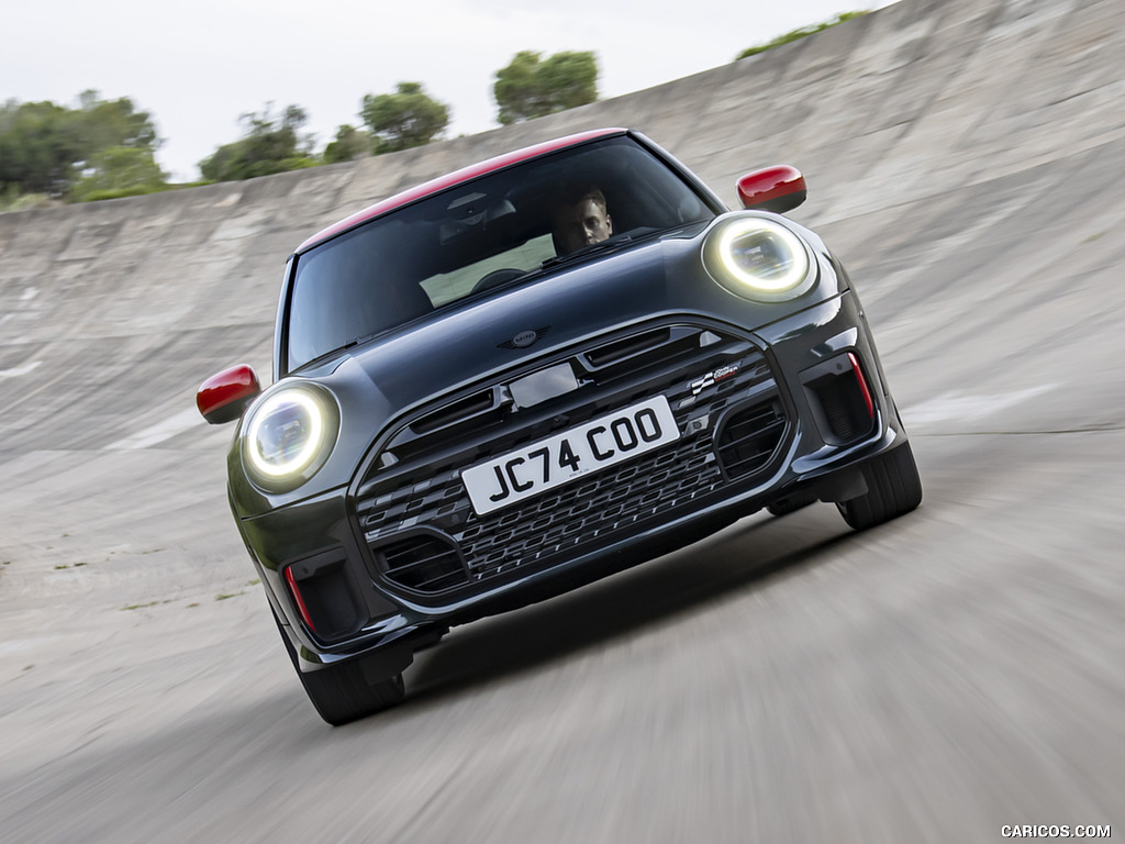 2025 Mini John Cooper Works - Front