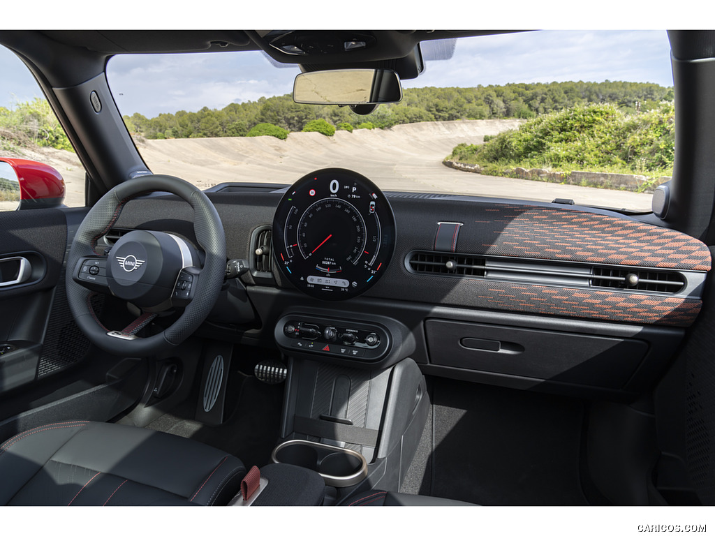 2025 Mini John Cooper Works - Interior