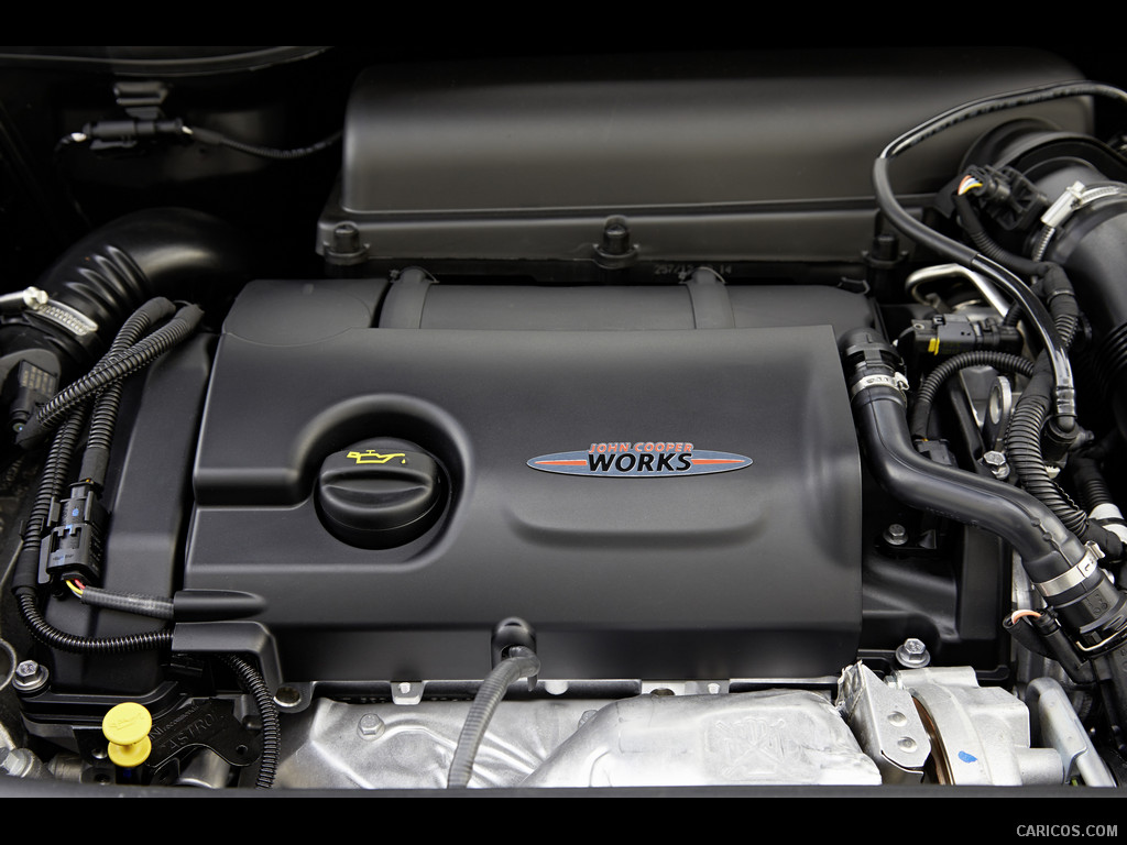 MINI Paceman John Cooper Works (2014)  - Engine