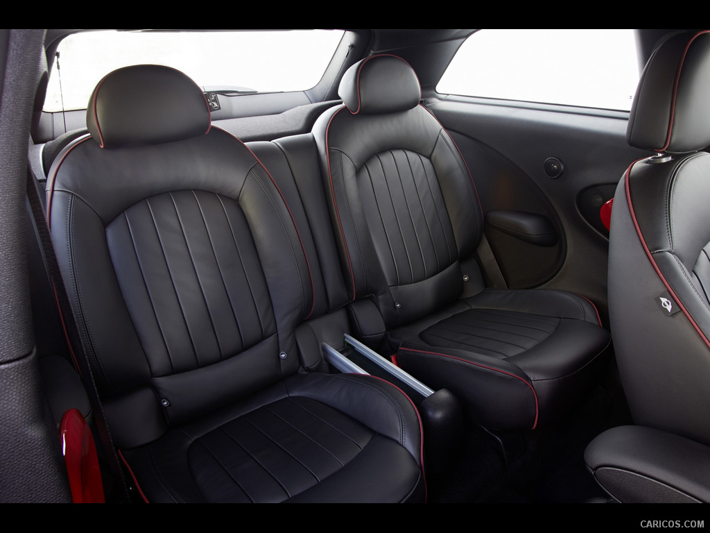 MINI Paceman John Cooper Works (2014)  - Interior Rear Seats