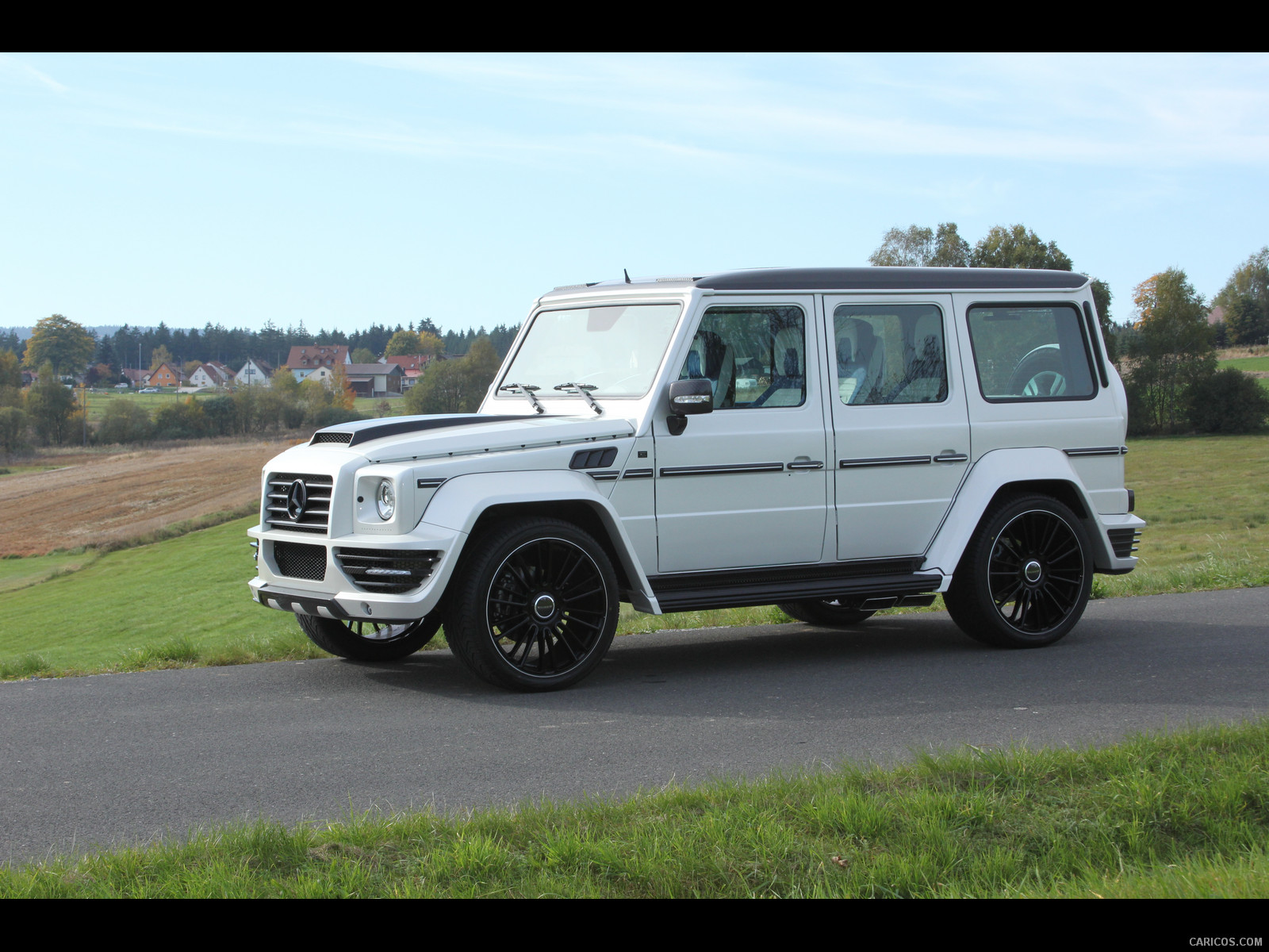 Mansory G-Couture based on Mercedes G-Class White - Side, #28 of 39