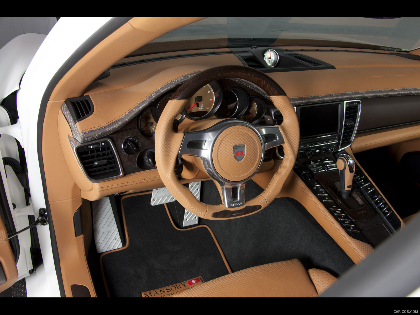 Mansory Porsche panamera Turbo (2011)  - Interior, #5 of 6