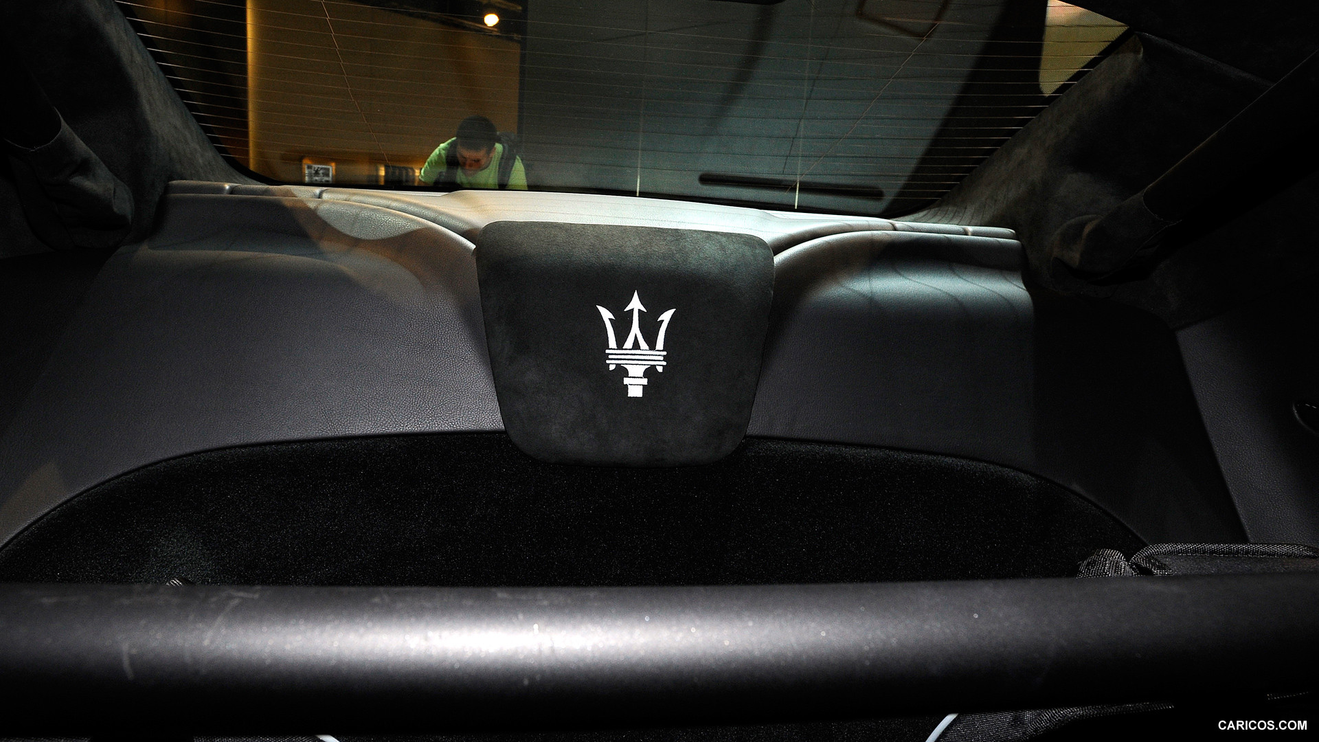 Maserati GranTurismo MC Stradale (2012)  - Interior, #33 of 122