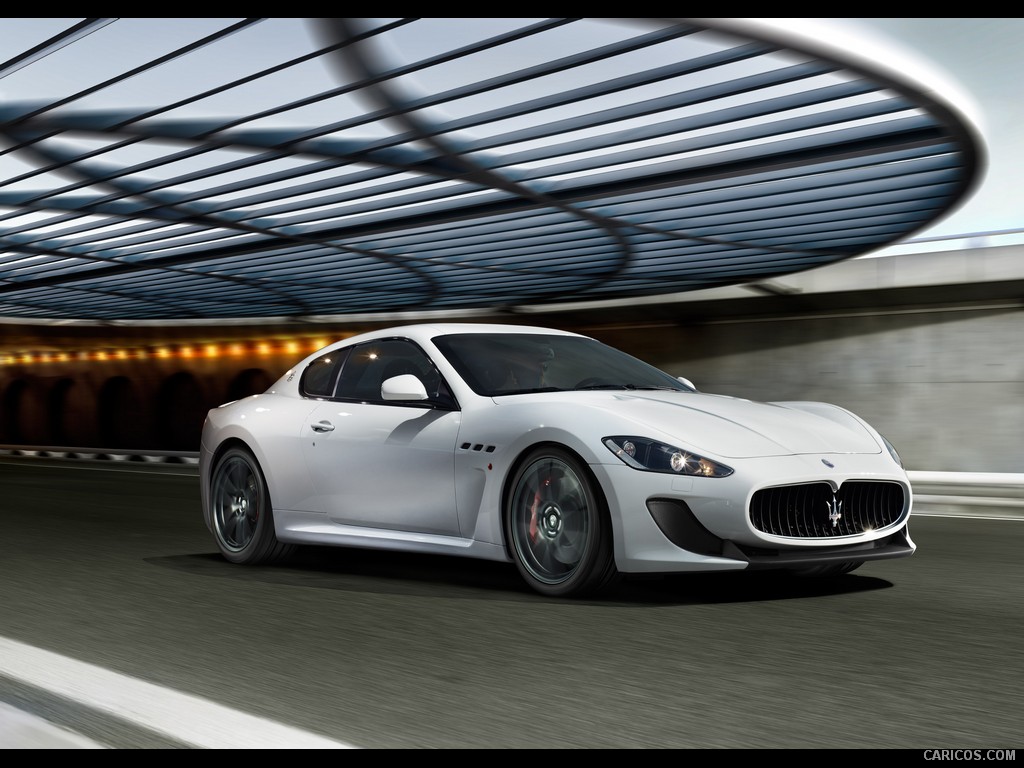 Maserati GranTurismo MC Stradale (2012)  - Front 