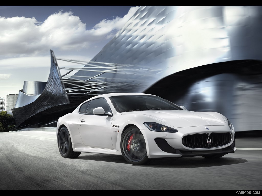 Maserati GranTurismo MC Stradale (2012)  - Front 