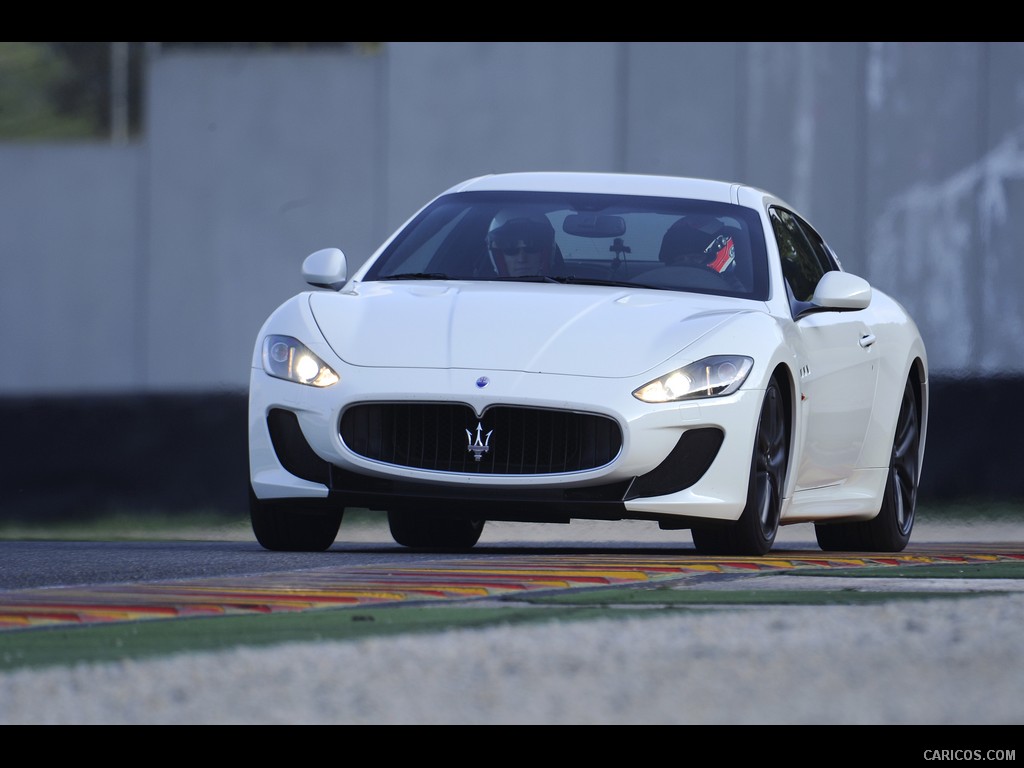 Maserati GranTurismo MC Stradale (2012)  - Front 