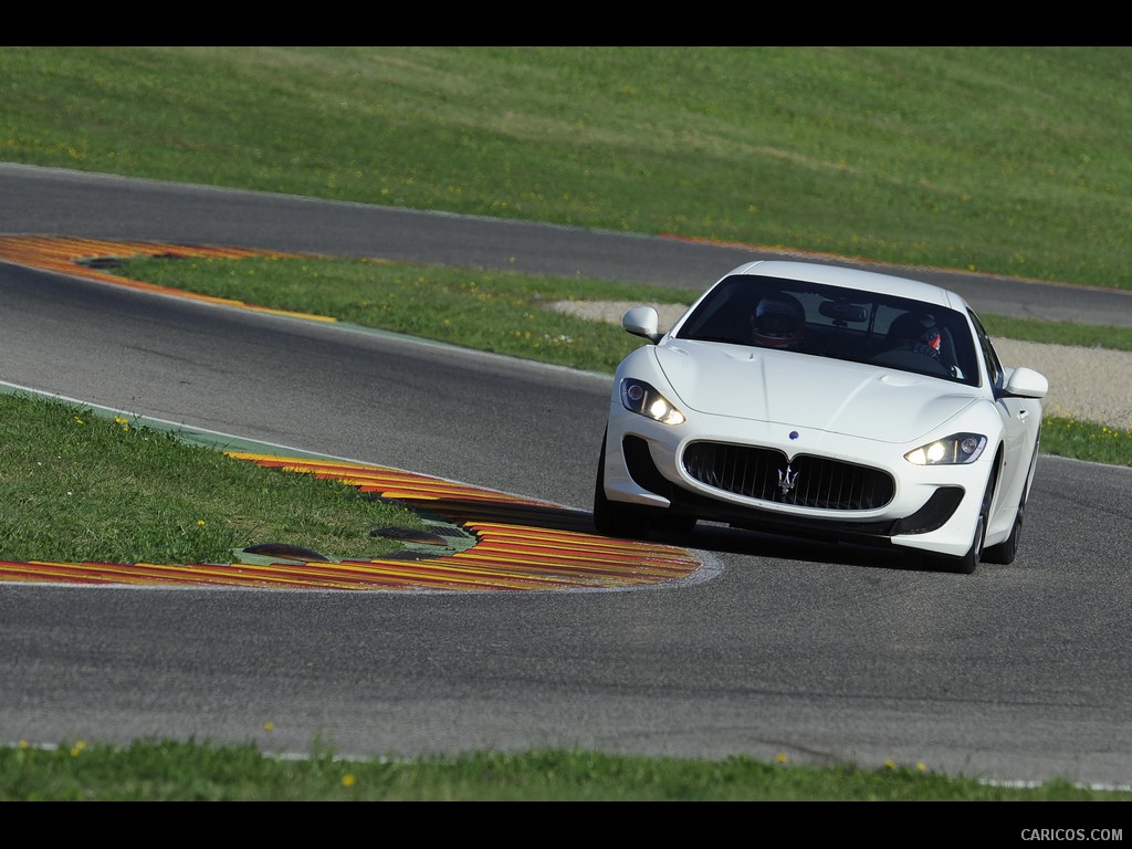 Maserati GranTurismo MC Stradale (2012)  - Front 