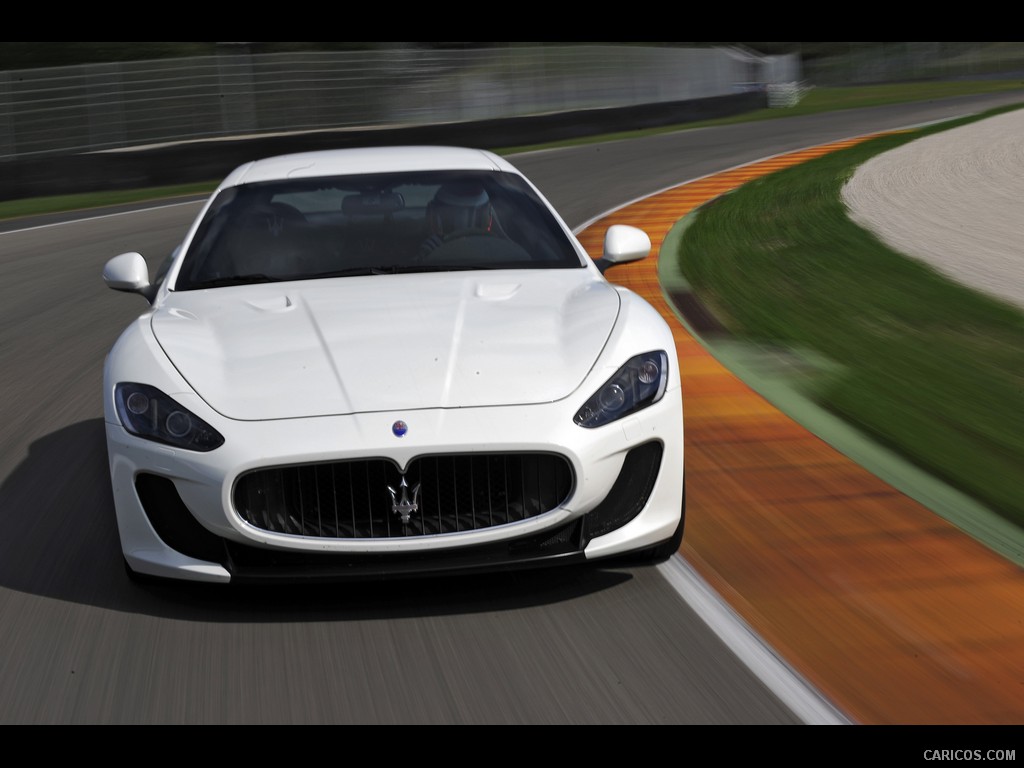 Maserati GranTurismo MC Stradale (2012)  - Front 