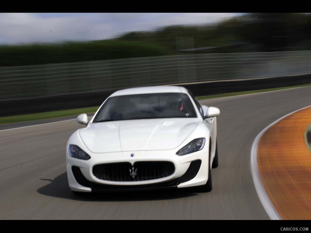 Maserati GranTurismo MC Stradale (2012)  - Front 