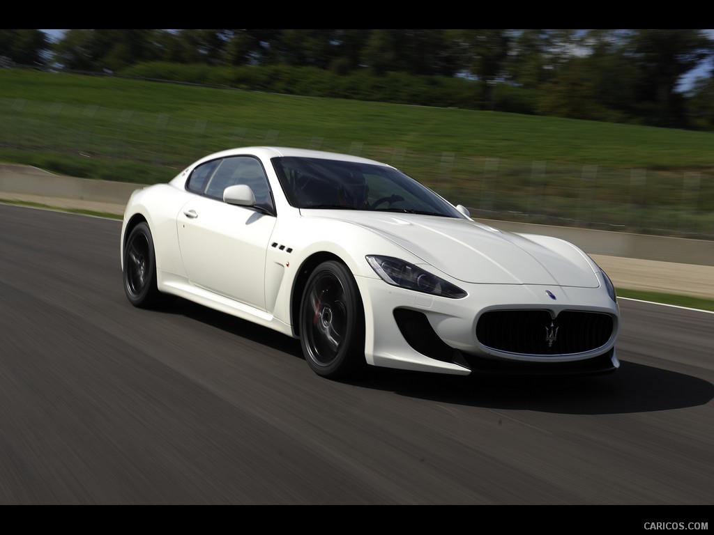 Maserati GranTurismo MC Stradale (2012)  - Front 