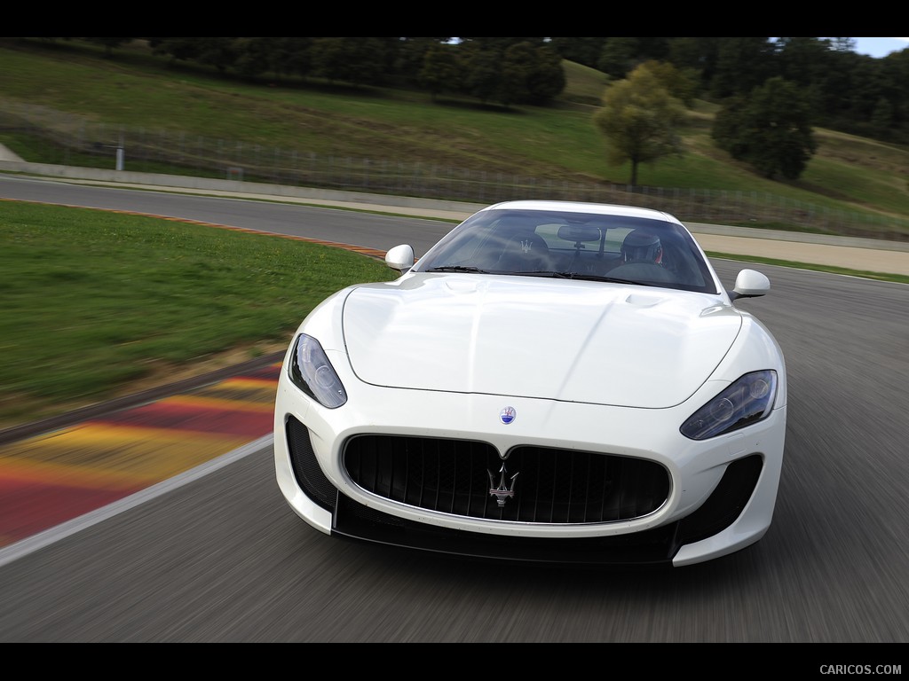 Maserati GranTurismo MC Stradale (2012)  - Front 