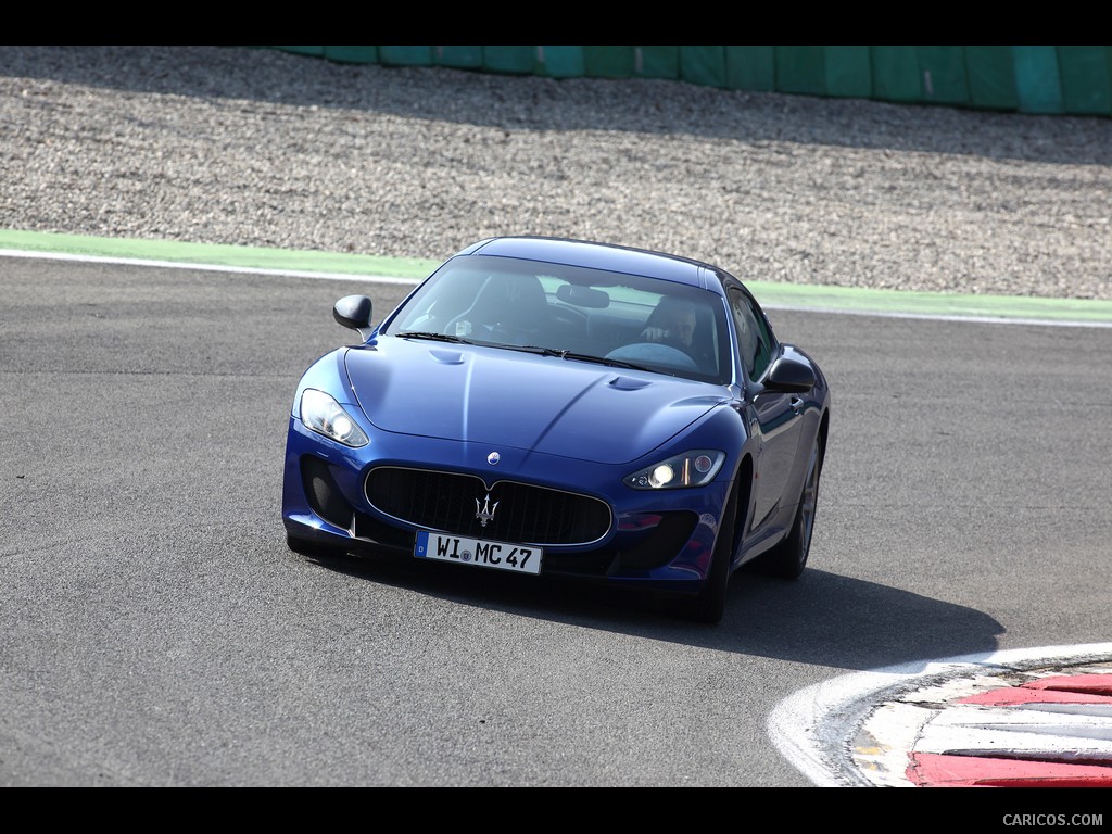 Maserati GranTurismo MC Stradale (2012)  - Front 