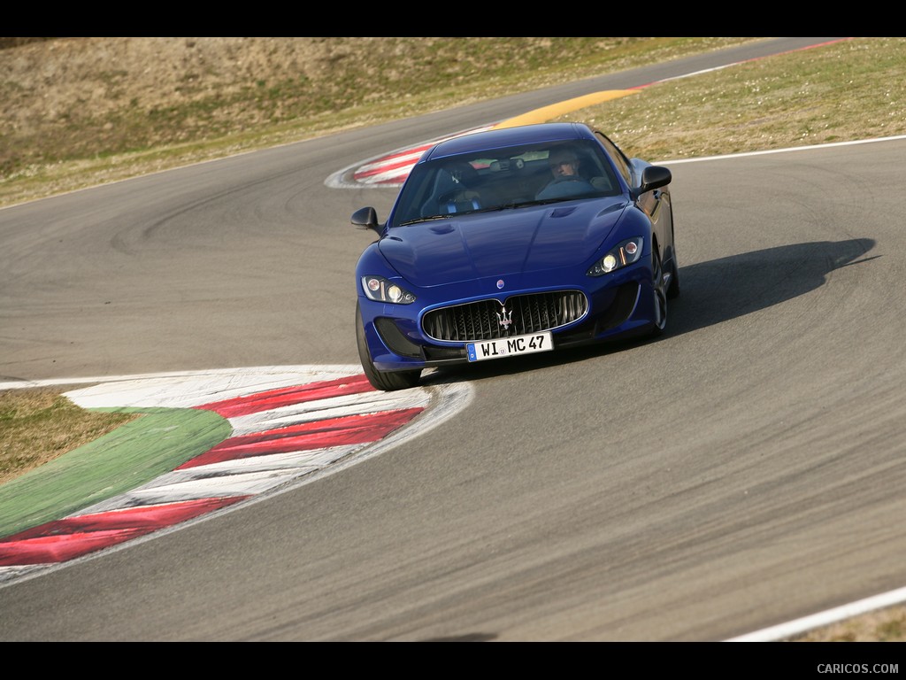 Maserati GranTurismo MC Stradale (2012)  - Front 