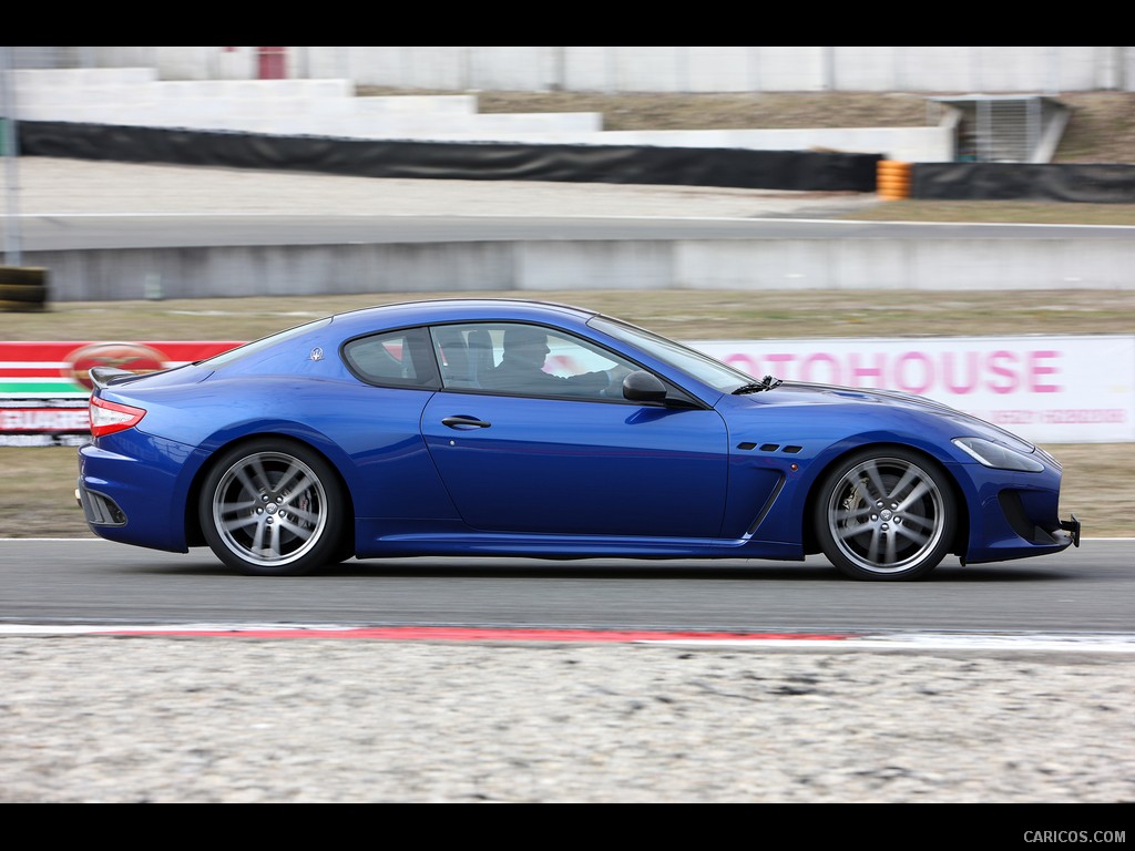 Maserati GranTurismo MC Stradale (2012)  - Front 