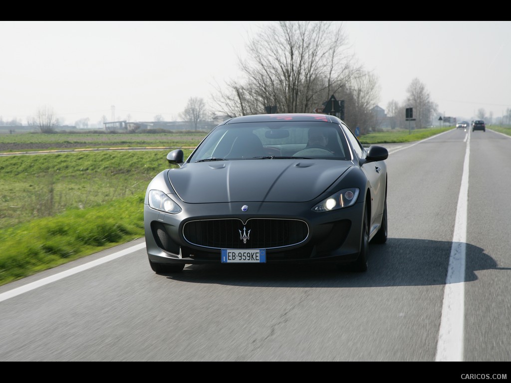 Maserati GranTurismo MC Stradale (2012)  - Front 