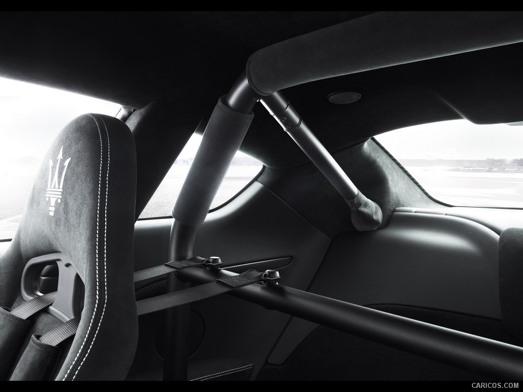 Maserati GranTurismo MC Stradale (2012)  - Interior