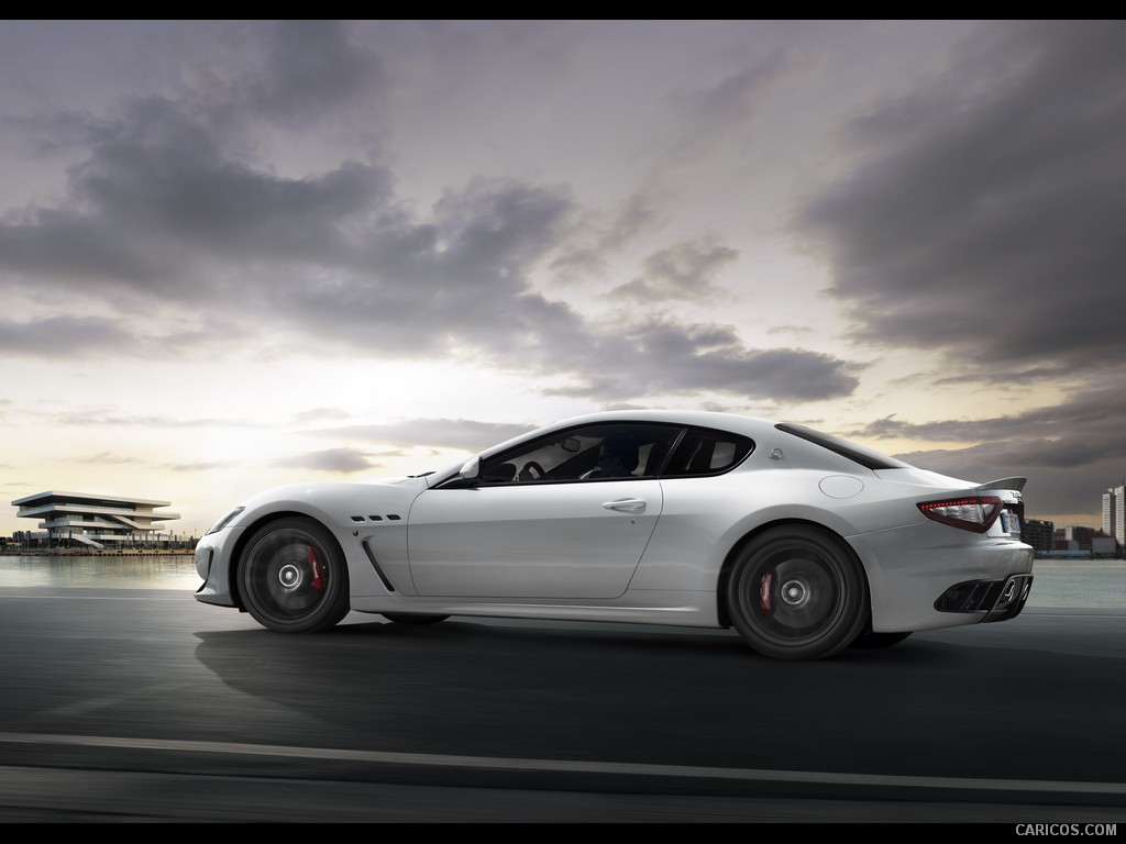 Maserati GranTurismo MC Stradale (2012)  - Side