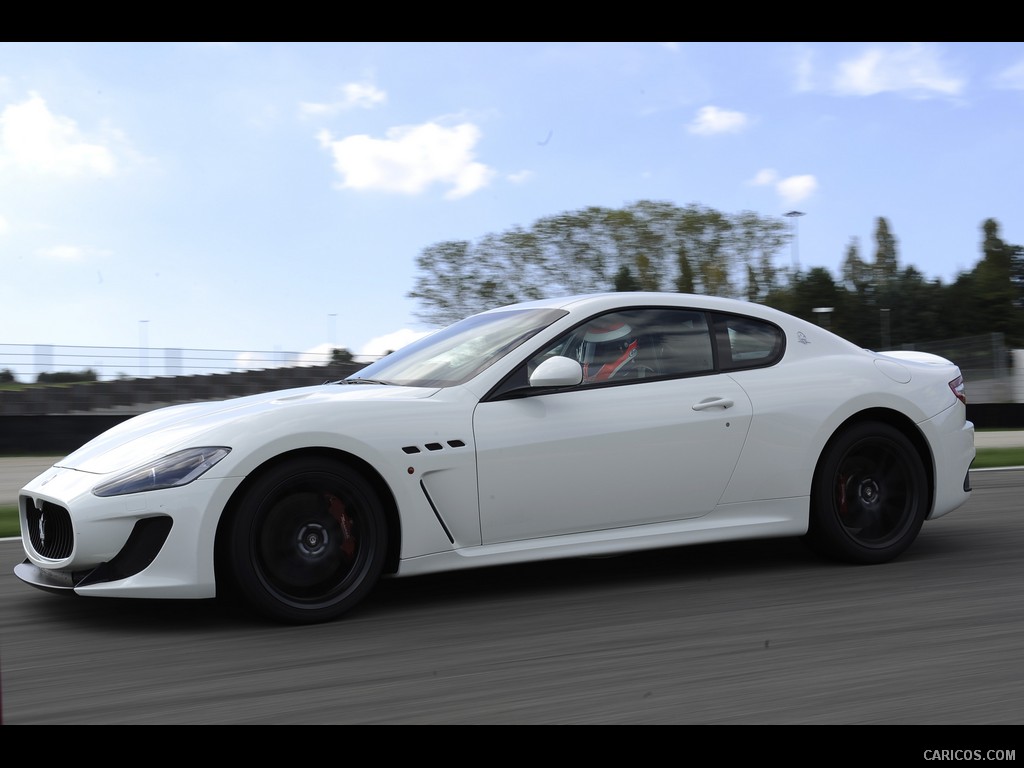 Maserati GranTurismo MC Stradale (2012)  - Side