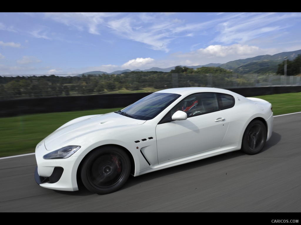 Maserati GranTurismo MC Stradale (2012)  - Side