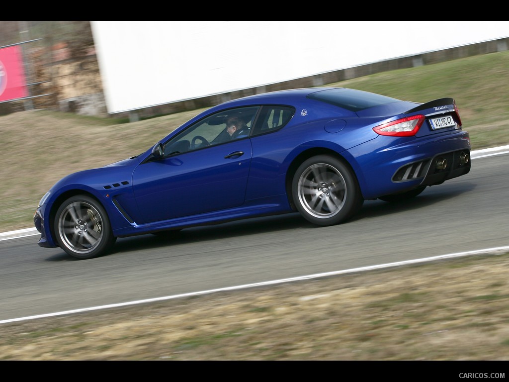 Maserati GranTurismo MC Stradale (2012)  - Side