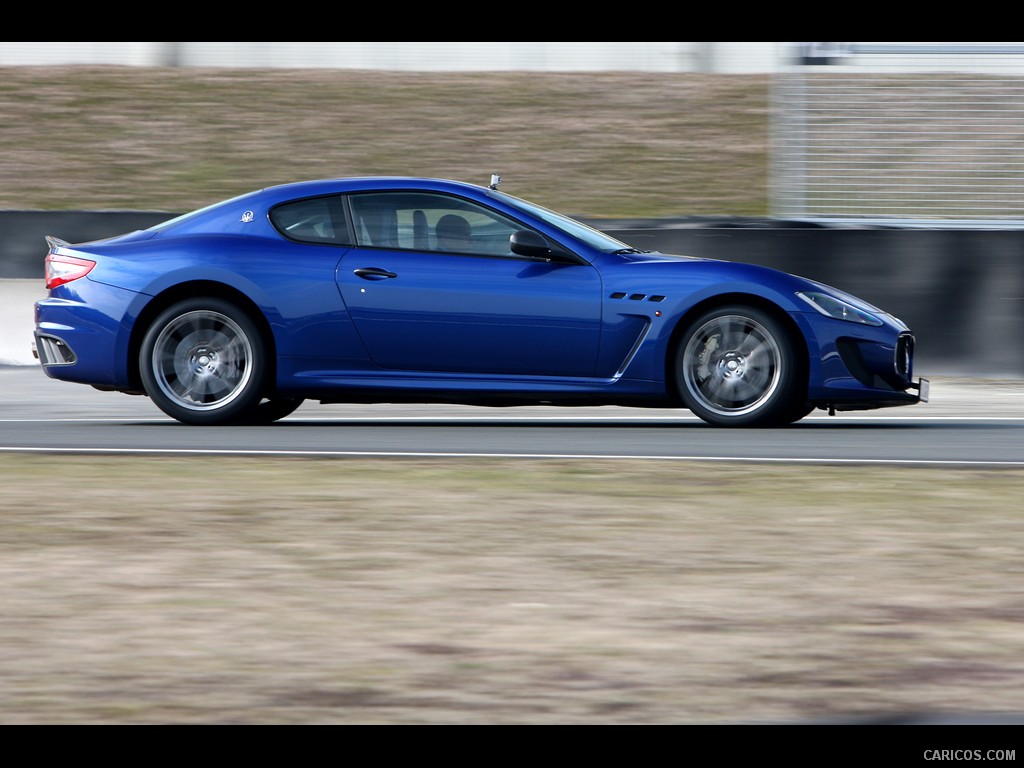 Maserati GranTurismo MC Stradale (2012)  - Side