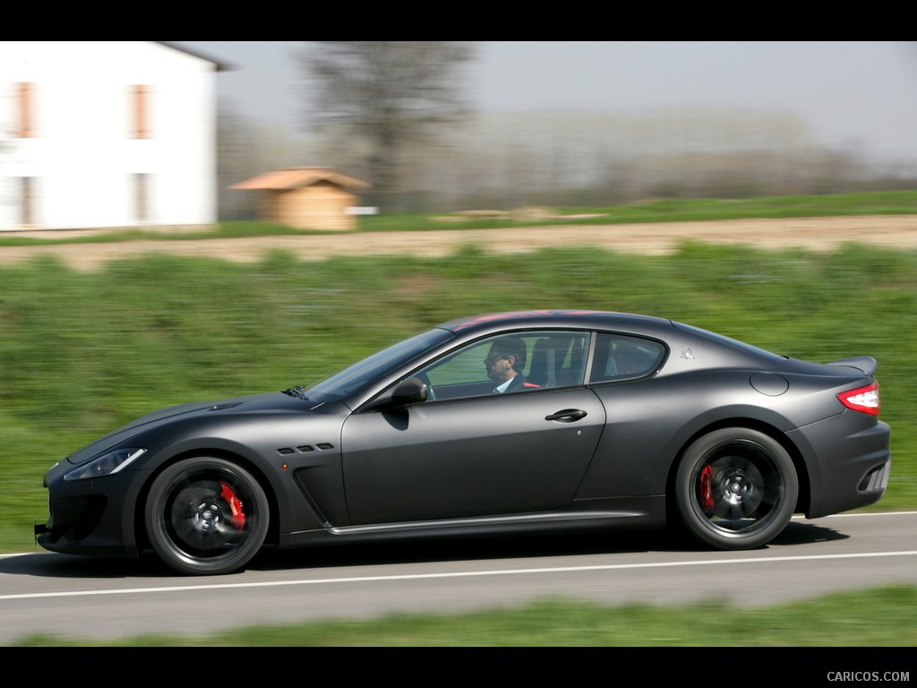 Maserati GranTurismo MC Stradale (2012)  - Side