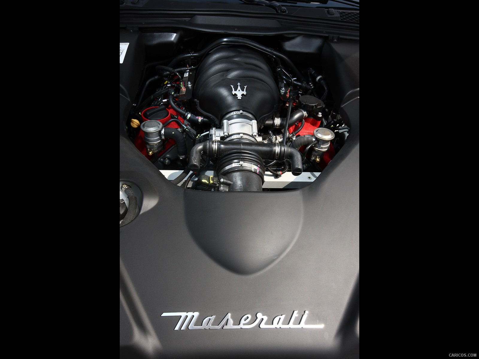 Maserati GranTurismo S (2009)  - Engine, #32 of 40