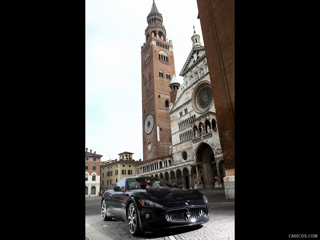 Maserati GranTurismo S (2009)  - Front Angle 