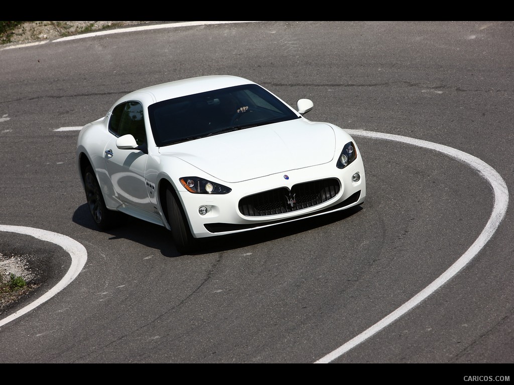 Maserati GranTurismo S (2009)  - Front Angle 