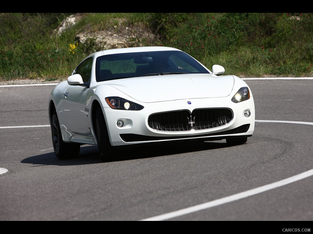 Maserati GranTurismo S (2009)  - Front Angle 