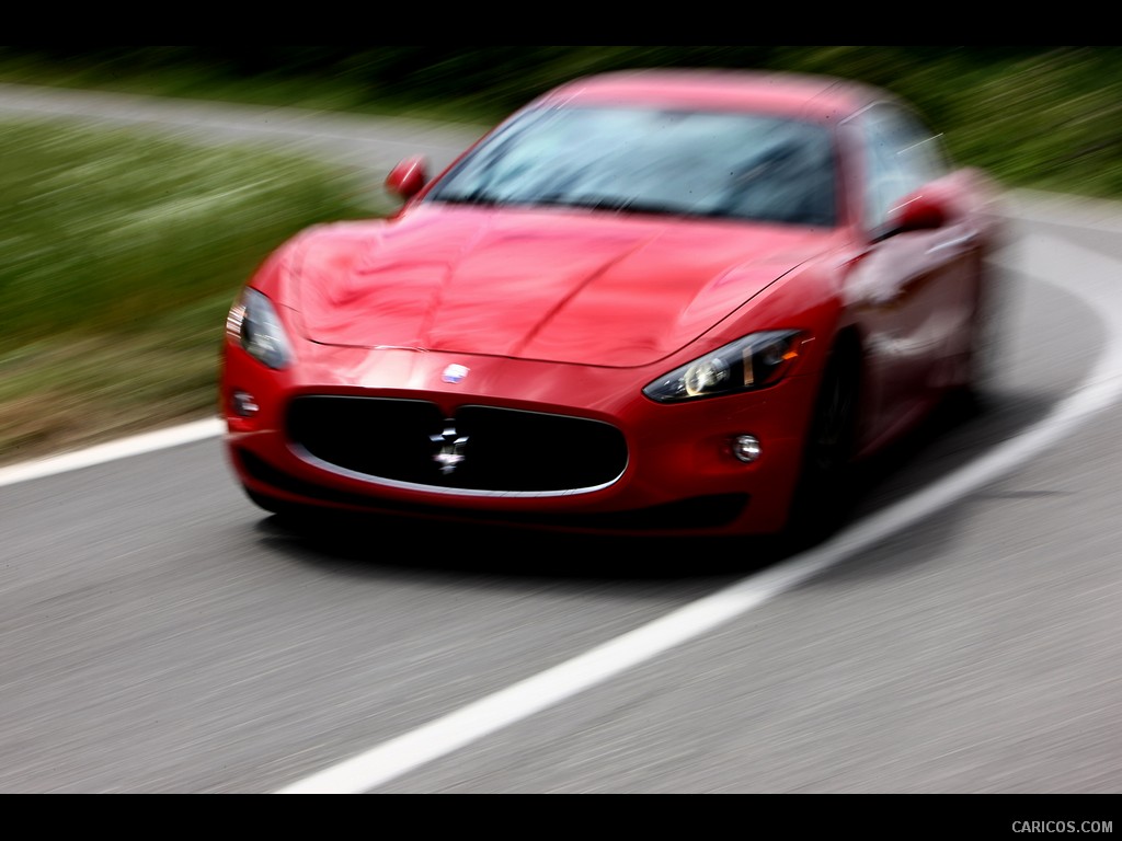 Maserati GranTurismo S (2009)  - Front Angle 