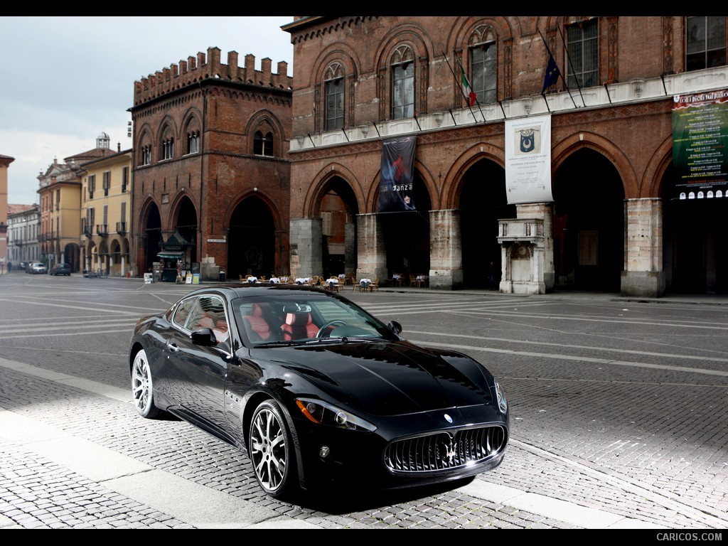 Maserati GranTurismo S (2009)  - Front Right Quarter 