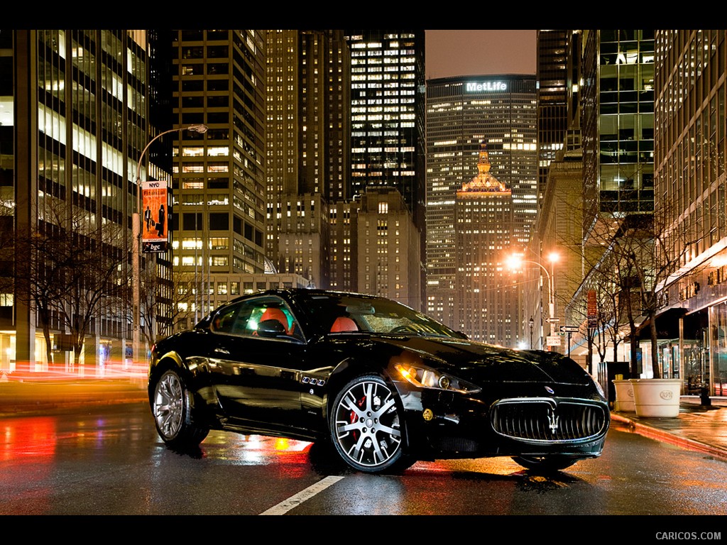 Maserati GranTurismo S (2009)  - Front Right Quarter 