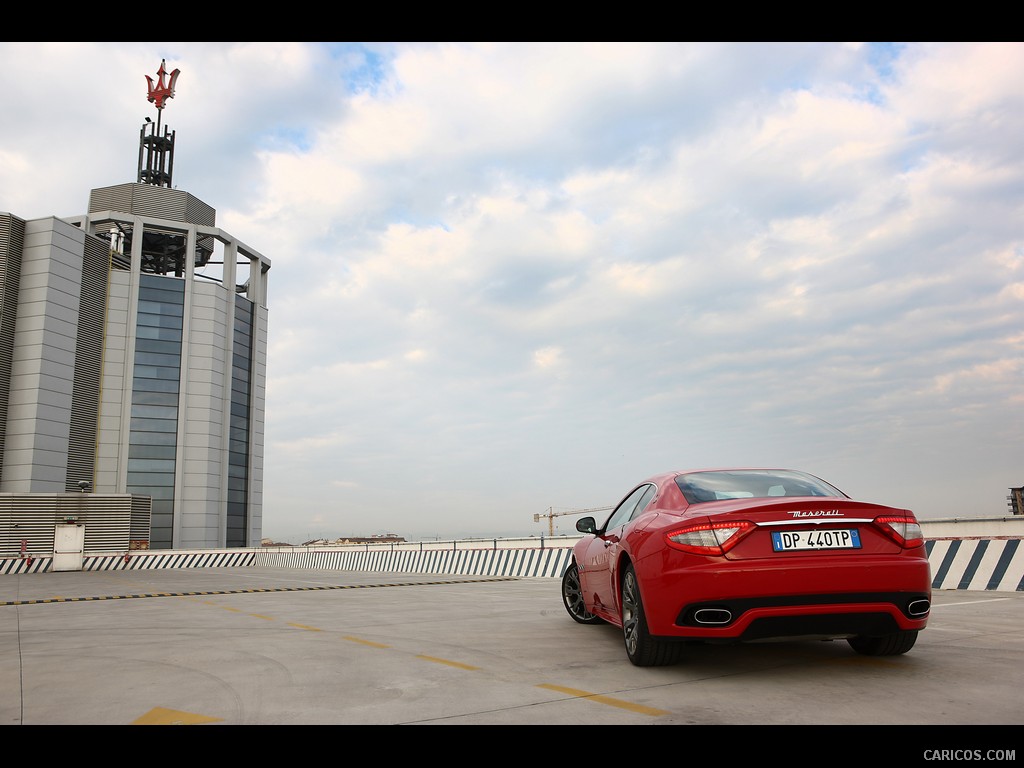 Maserati GranTurismo S (2009)  - Rear Angle 