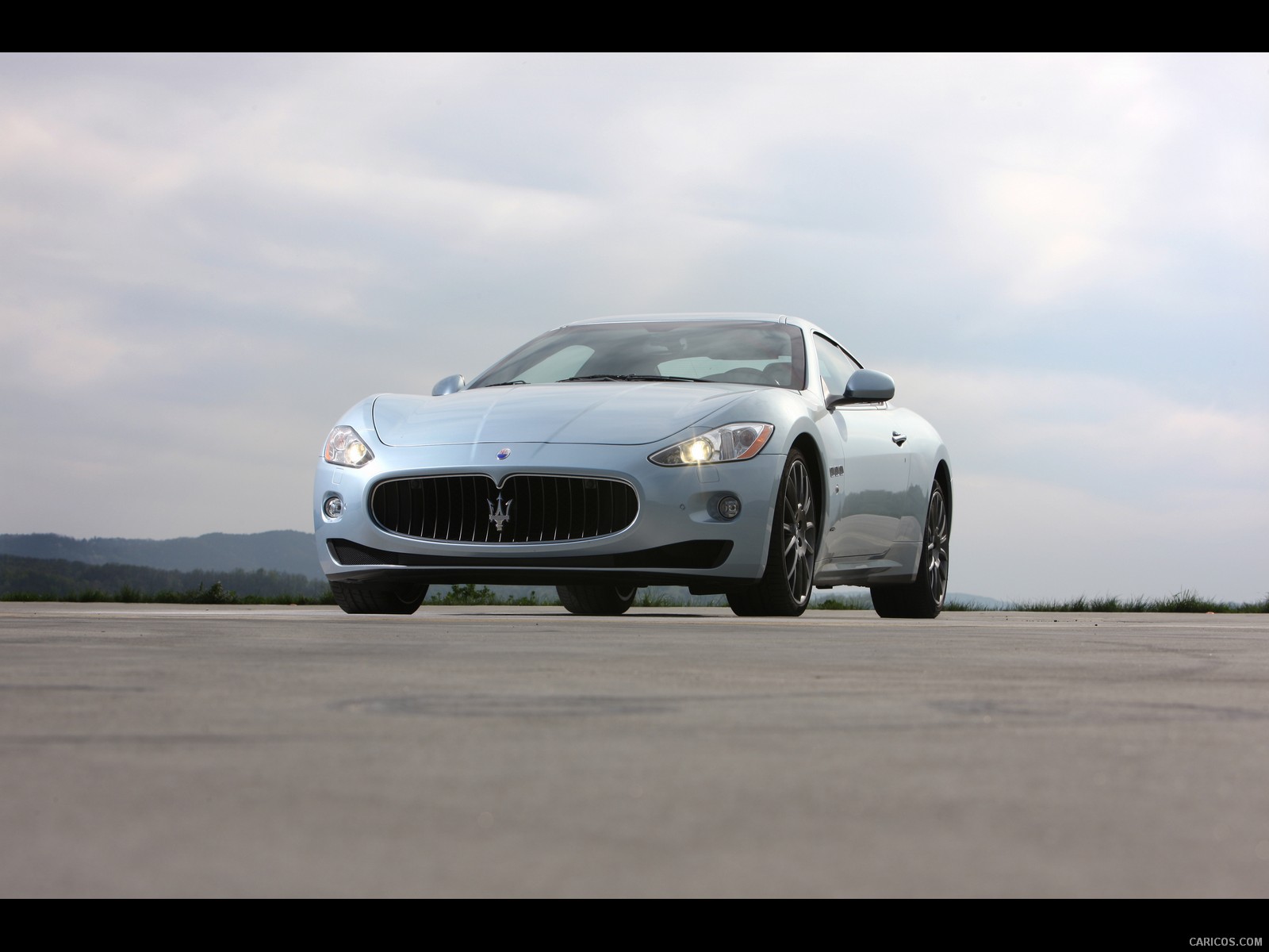 Maserati GranTurismo S Automatic (2010)  - Front Angle , #21 of 58