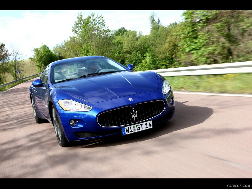 Maserati GranTurismo S Automatic (2010)  - Front Angle 