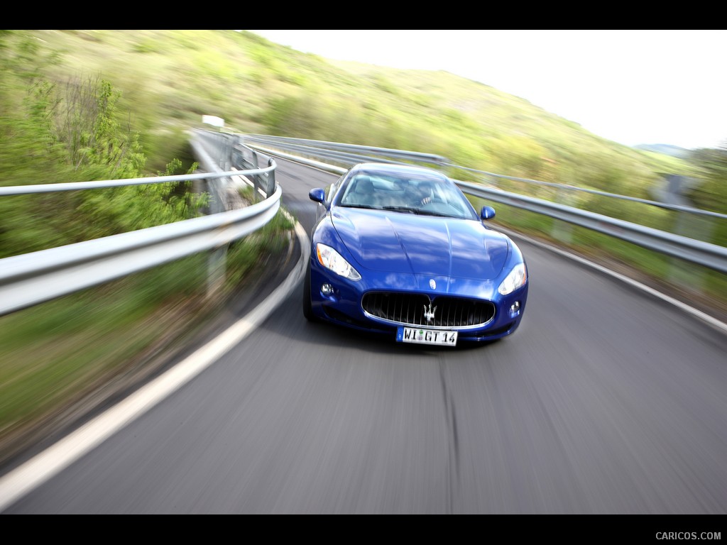 Maserati GranTurismo S Automatic (2010)  - Front Angle 