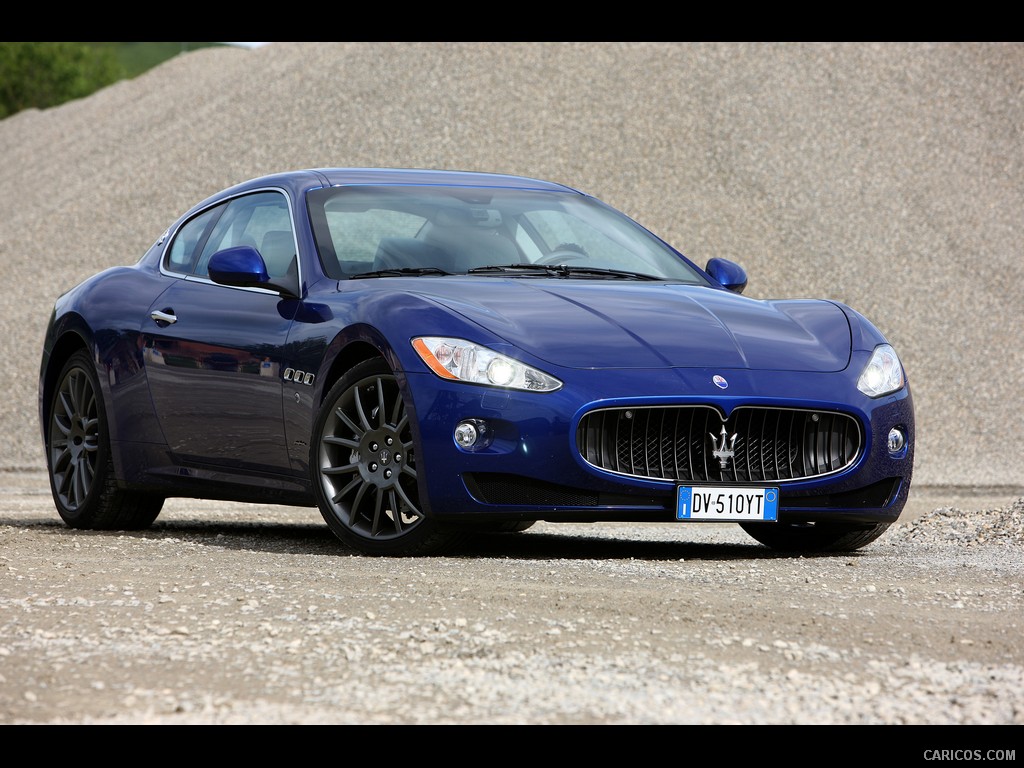 Maserati GranTurismo S Automatic (2010)  - Front Angle 