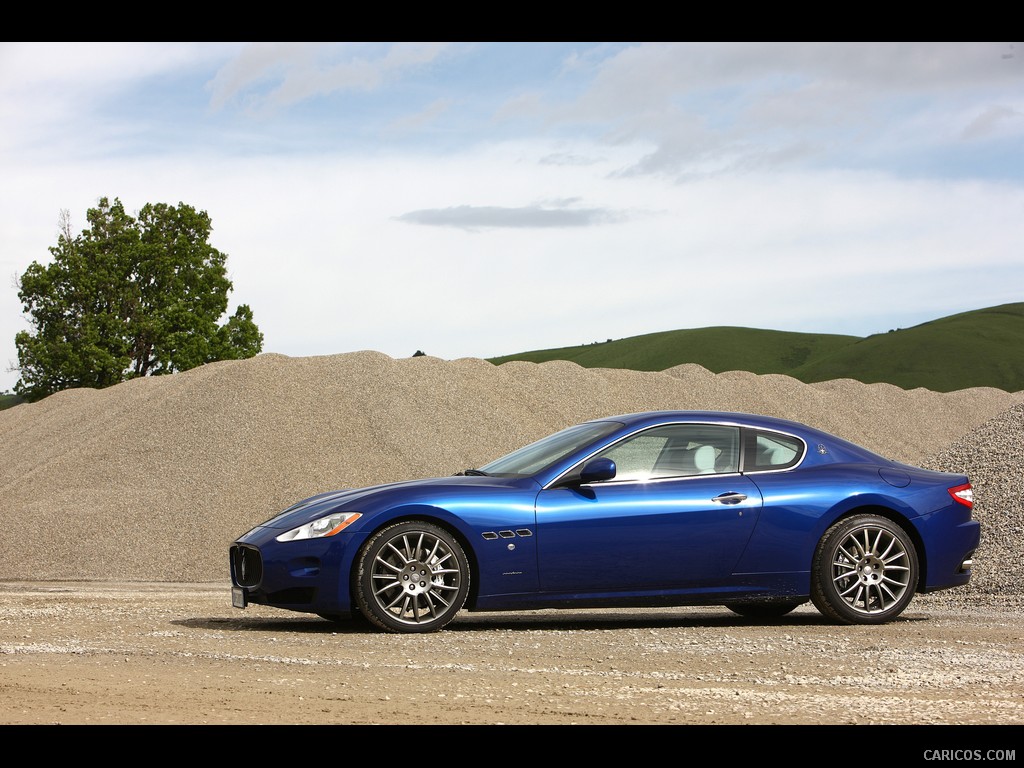 Maserati GranTurismo S Automatic (2010)  - Side