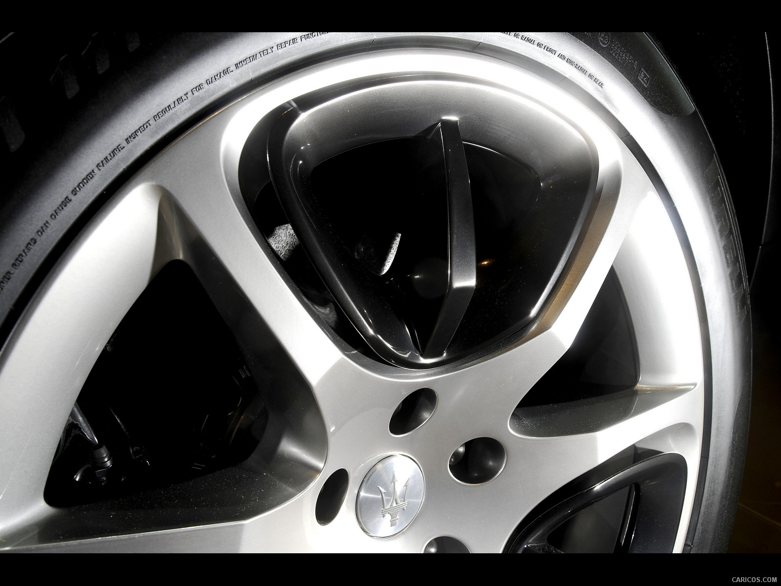Maserati Kubang Concept (2011)  - Wheel, #36 of 37